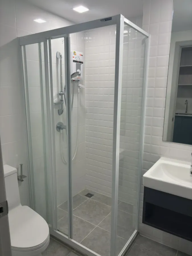 For rent: KAVE SEED KASET, a well-partitioned room with perfectly divided zones. Amazing price! Book today! Don't miss out!