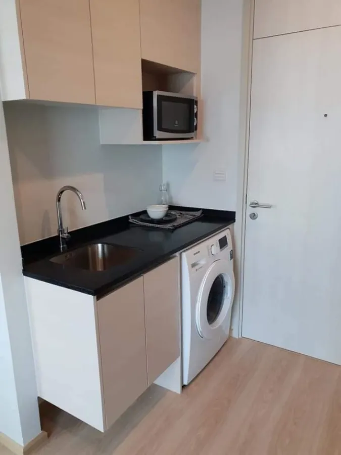 Noble Revolve Ratchada 2 for rent, Studio room, fully furnished, ready to move in Interested in moving urgently?