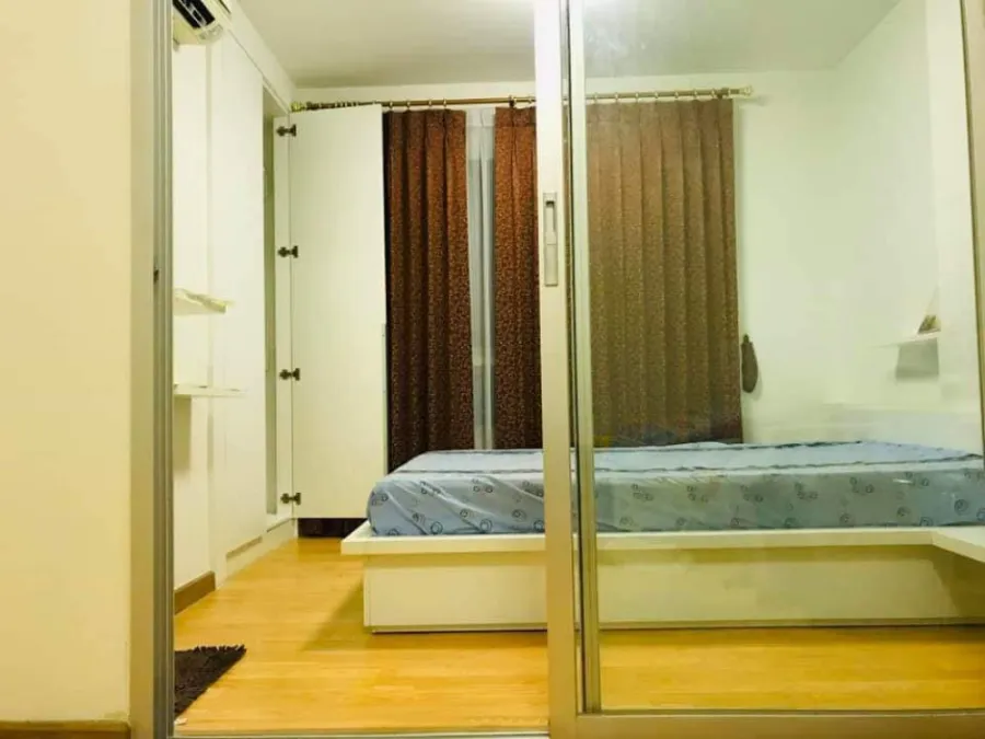 Condo for sale, The Trust Residence Pinklao (Borommaratchachonnani), fully furnished, pool view, book now !!