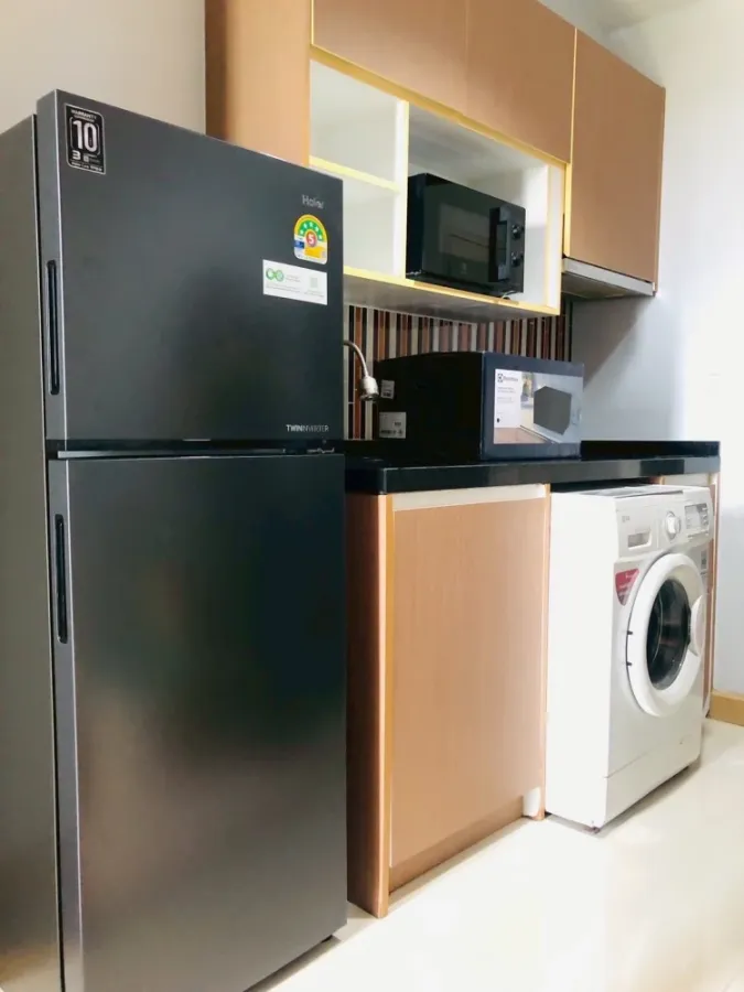 For rent: Chateau In Town Sukhumvit 62/1 phase 2, 2 bedrooms, spacious living area, fully furnished. Book now!