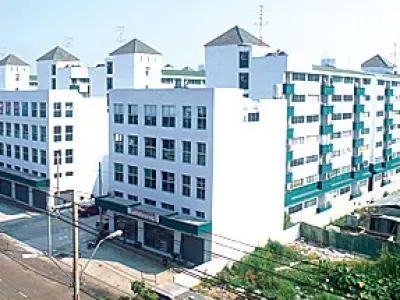 Lumpini Center Happy Land Phase 1-4