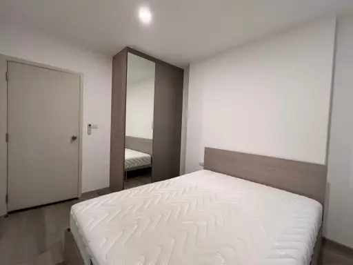 For sale: Elio Sathorn-Wutthakat, city view + swimming pool, all furniture and appliances are of the highest quality, reserve now!