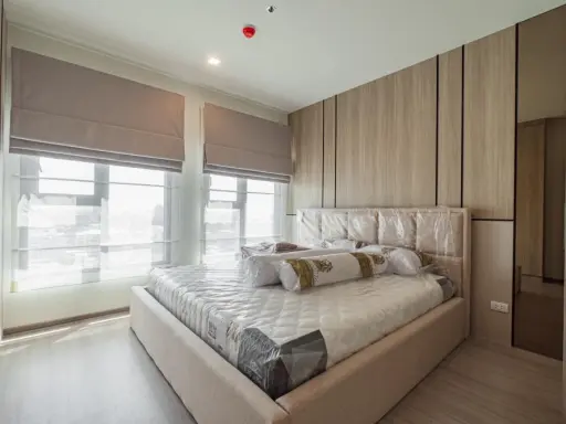 For rent: The BASE Phetchaburi - Thonglor, 17th floor, simply decorated room, Buit-In, whole room, ready to move in, reserve now.