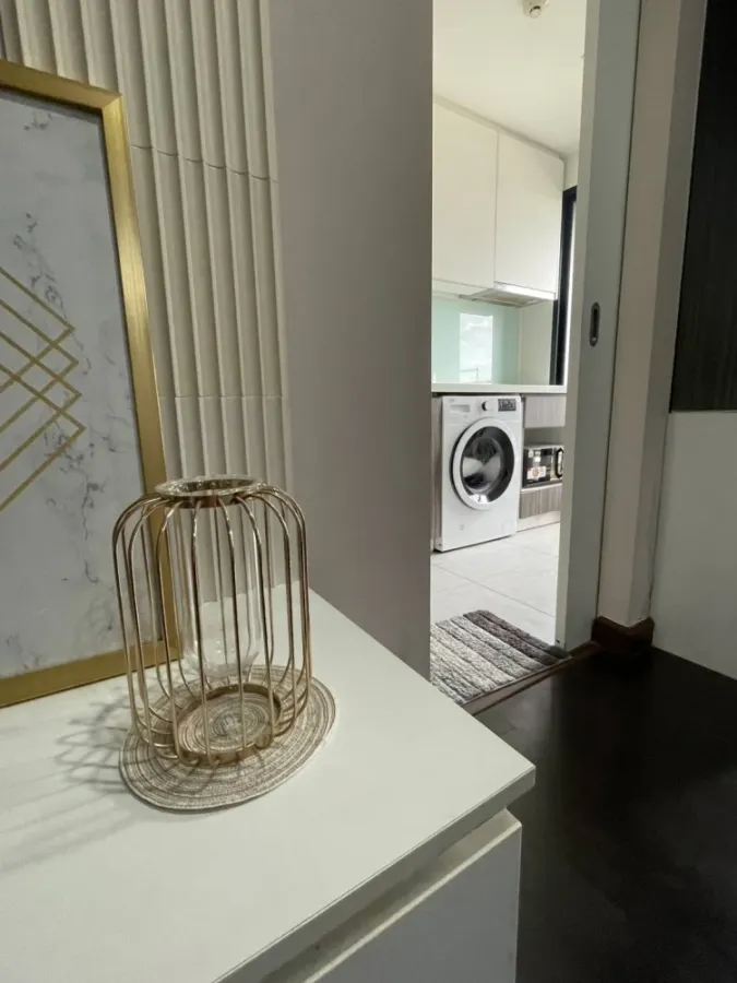 ขาย ให้เช่า เออร์บาโน่ แอบโซลูท สาทร-ตากสิน ห้องสว่าง สดใส น่าอยู่มาก พร้อมเฟอร์นิเจอร์ ต้องจองแล้ว