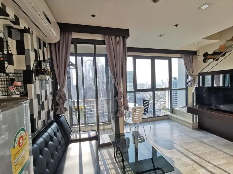 คอนโดขาย ให้เช่า Ideo Mobi Rama 9 Duplex 2ชั้น ชั้นบนสุด วิวสวยมาก ติดวอลทั้งห้อง จองด่วนไม่อยากให้พลาด