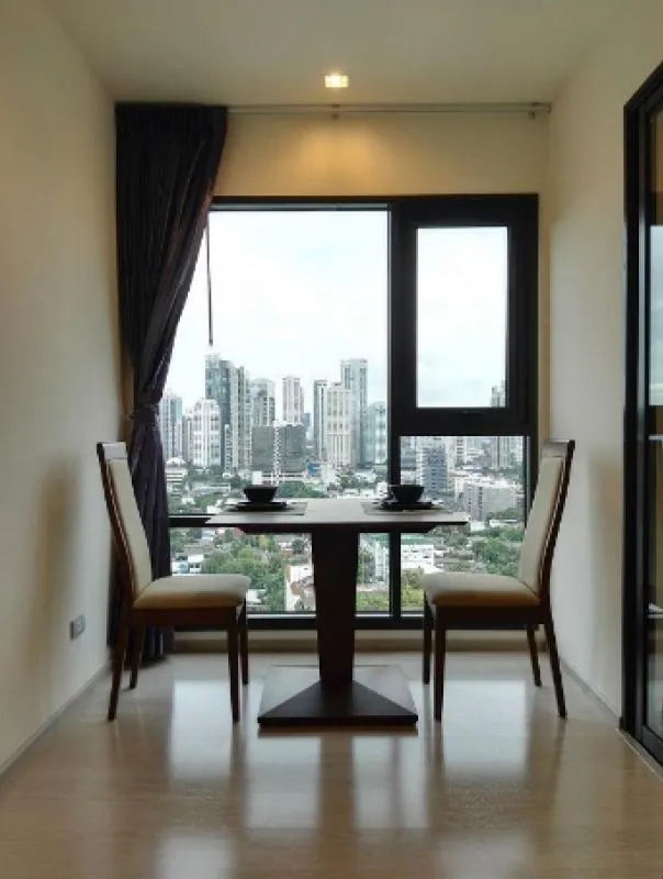ขาย / เช่า Rhythm Sukhumvit 36-38 ชั้น 21 ห้องสวย วิวสวยมาก ห้ามพลาด
