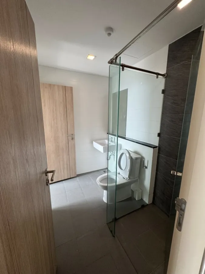 For rent: Unio H Tiwanon, 35 sq.m., 33rd floor (almost top floor). Well-designed, comfortable and spacious. Book now!