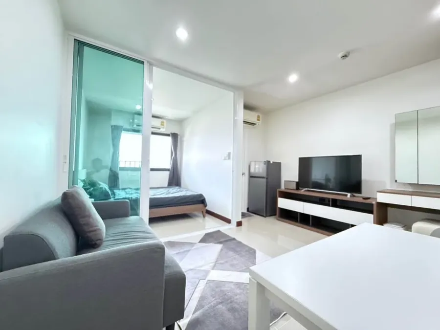 For rent: Country Ville Resort Condominium, ready to move in, furnished and equipped with appliances, affordable price. Hurry and reserve now before i