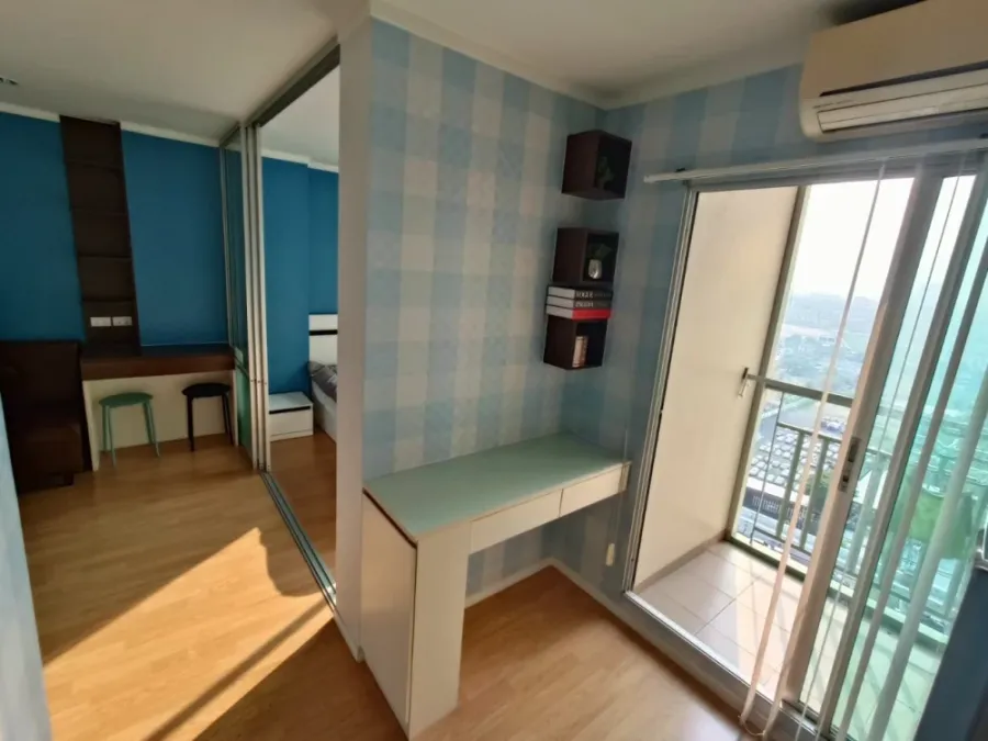 For sale: Lumpini Place Srinakarin-Huamak Station, studio room, good location, fully furnished, beautiful city view, no blocking, reserve now!