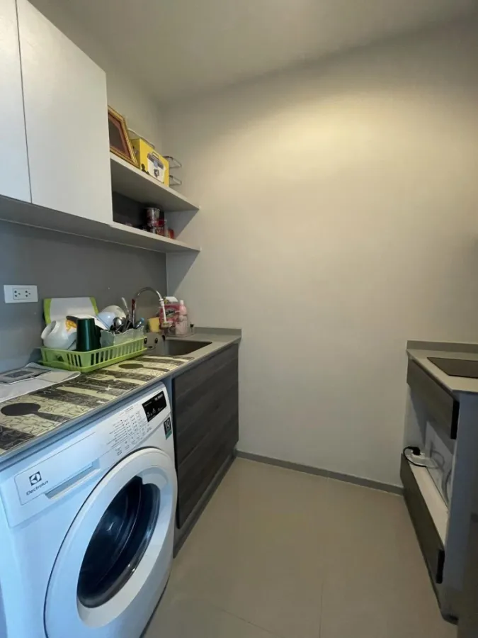 Condo for sale, Centric Ratchada-Huay Kwang, 1 bedroom, 1 bathroom, fully furnished, high view, book now.