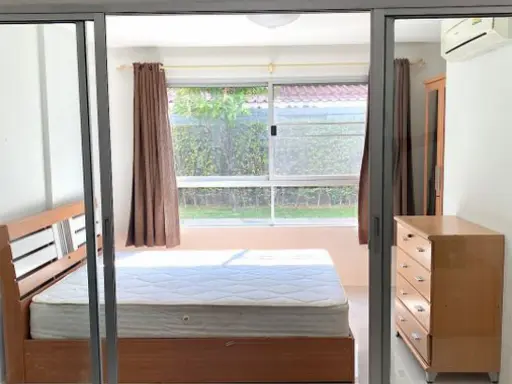 For rent DCondo Rattanathibet. This room is very spacious. Just renovated, fresh and hot, fully furnished, ready to move in.