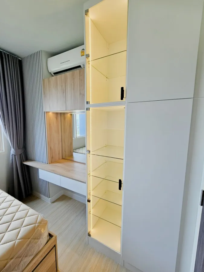 ให้เช่า Metro Sky Wutthakat ห้อง Buit-In ครบ ใส่ของได้จุใจ โซฟา Bed นั่งสบายสุดๆ ไม่จองพลาดมาก