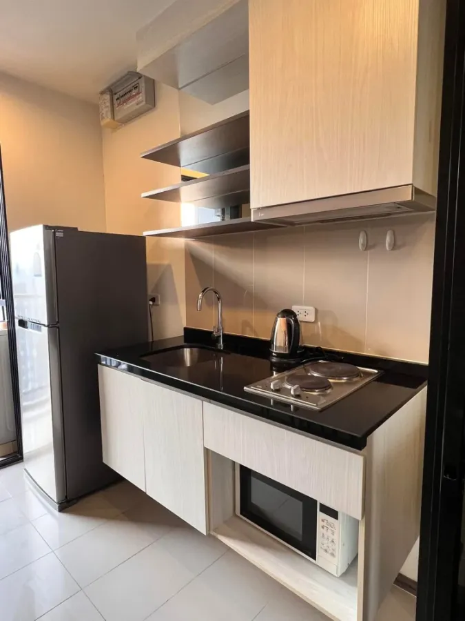 ให้เช่า The Base Park East Sukhumvit 77 ห้องพร้อมอยู่ ชั้นสูง รีบจองเลย สิ่งอำนวยความสะดวกพร้อม