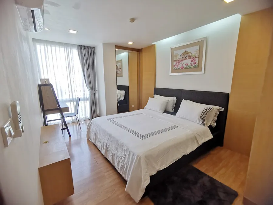 ให้เช่า ดิ แอลโคฟ 49 ห้องสวย แต่งสวย พร้อมอยู่ อย่ารอช้า