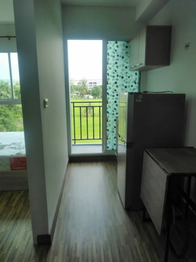 Sell or rent The Iris Bangyai Condo. Room partitioned. clearly divided into zones, good price, hurry to move and reserve