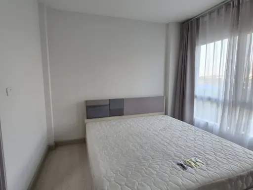 For rent: Niche id Phetkasem-Bangkae. Ready-to-move-in room at an affordable price. Fully furnished. Book now!