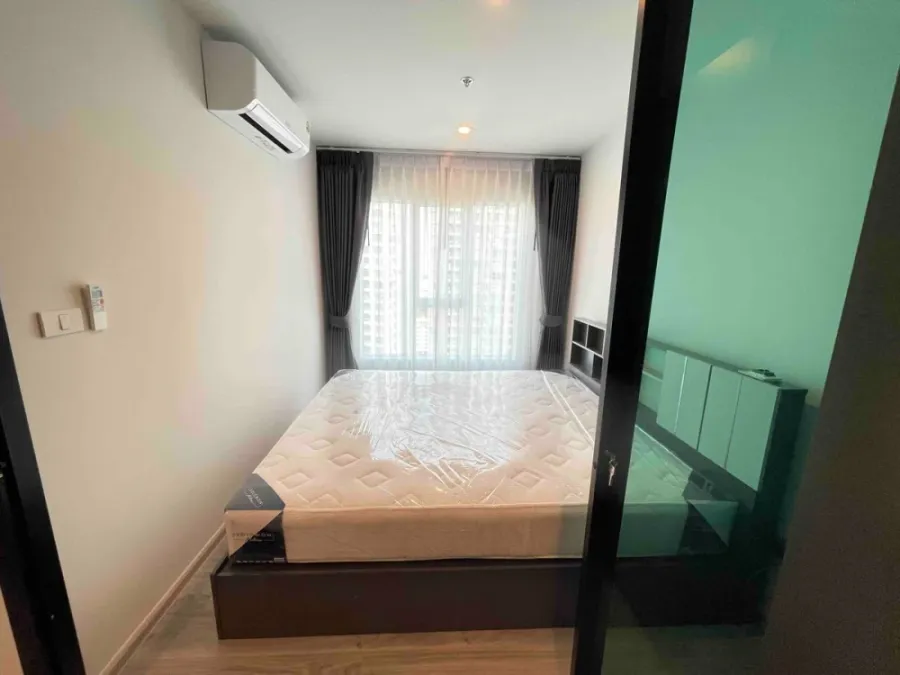 For rent: Regent Home Bangna, 18th floor, corner room, fully furnished, nice to live in, reserve now, hurry!