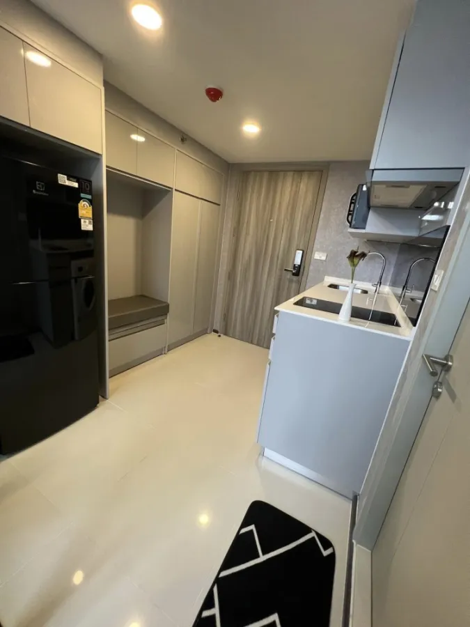 For rent Knightsbridge Space Ratchayothin Duplex, Living space 37 sq.m. ชั้น 20 ต้องรีบมาจอง