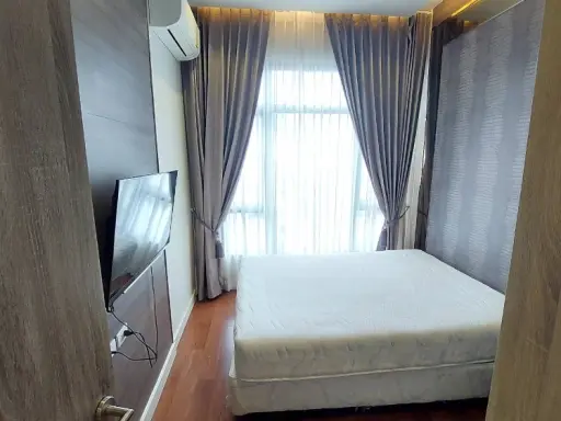 For rent!! Condo Mayfair Place Sukhumvit 50, 8th floor, Building A, luxury decorated condo. Ready to move in, don't miss it!!