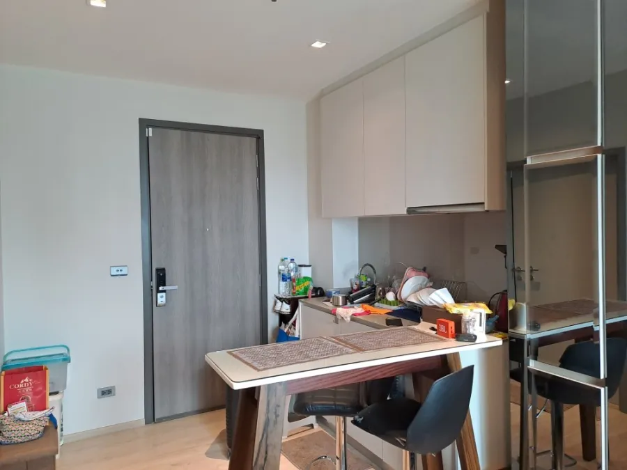 Condo for sale WHIZDOM station Ratchada-Thapra, furnished room, ready to move in, 17th floor, high view, good price, hurry up to buy