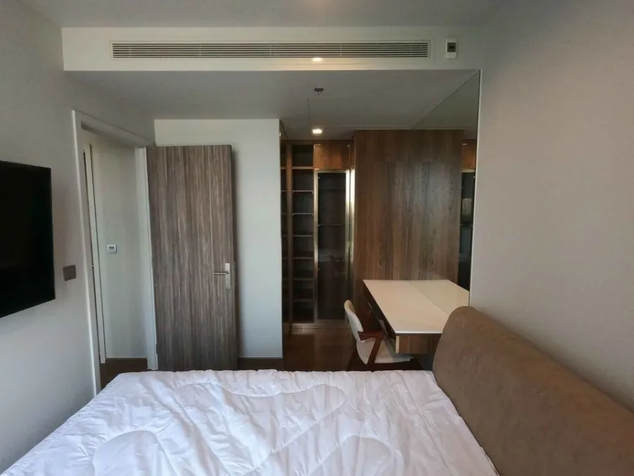 ให้เช่า​ คอนโด​ Ideo​ Q Sukhumvit​ 36 ตกแต่งบิ้วอินทั้งห้อง สไตล์โมเดิร์น พร้อมเข้าอยู่ สนใจ จองเลย