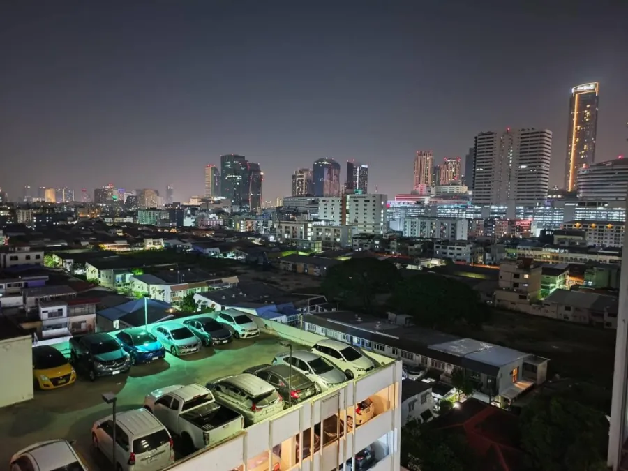 For sale or rent, A Space Asoke-Ratchada, 12th floor, open and airy view, simple decorated room. Ready to move in, just move in.