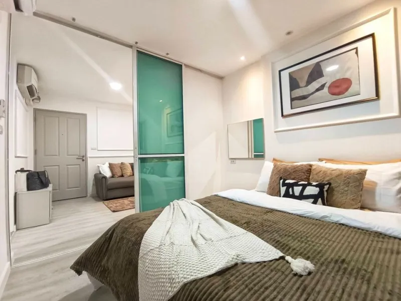 ขาย ดีคอนโด รามคำแหง ห้องตกแต่งสบายตาน่าอยู่ แต่งพนัง built-in อย่างดี น่าอยู่ขนาดนี้อย่าพลาด