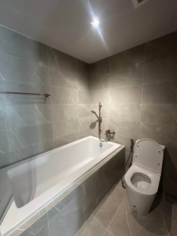 For rent: Chapter Thonglor 25, 2 Beds 2 Baths, fully furnished, just bring your bags and move in.