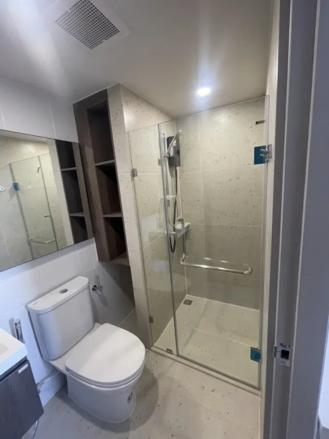 For rent condo Nue Core Khu Khot Station ห้องน่าอยู่ เฟอร์ เครื่องใช้ไฟฟ้าครบ มาอตตัวเข้าอยู่ได้เลย