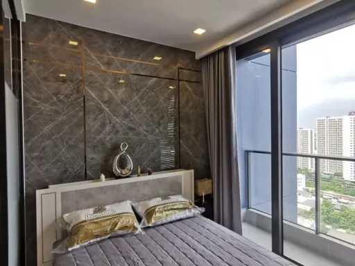 For rent: One 9 Five Asoke-Rama 9 built-in marble pattern, very livable elegantly decorated Book now