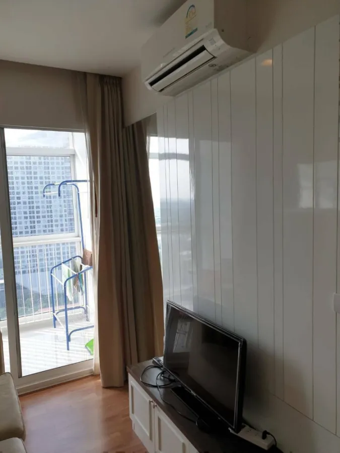 Urgent sale, Condo The Coast Bangkok, 1 bedroom, 1 bathroom, fully furnished, ready to move in with just your suitcase.
