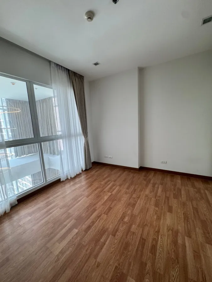 For rent: The Coast Bangkok, 24th floor. A lovely, fully furnished unit. Book now!