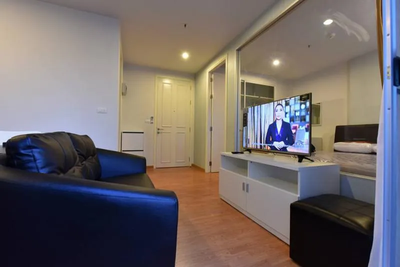 For rent เดอะ พาร์คแลนด์ เพชรเกษม ห้องชั้นสูง วิวสระว่ายน้ำ บรรยากาศดีมาก เฟอร์ครบ พร้อมอยู่ จองเลย