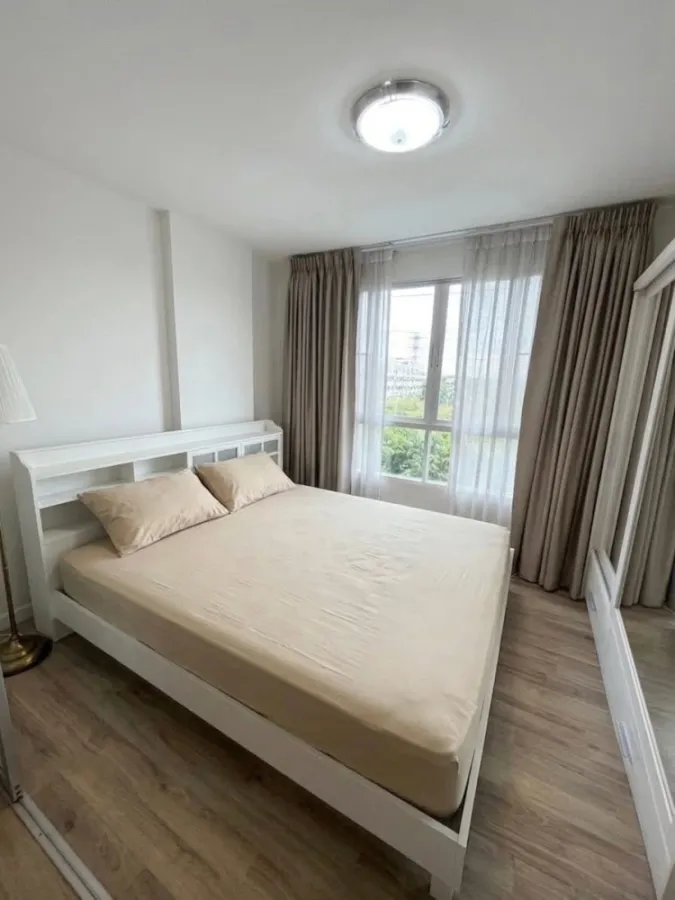 For sale or rent: D Condo On Nut - Rama 9. Excellent condition, fully furnished with appliances. Don't miss out!