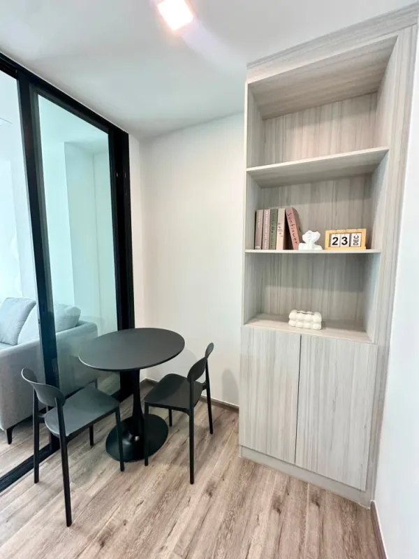 ให้เช่า Kave Embryo Rangsit ห้องชั้น 5 มาพร้อมWalk-in Closetและสิ่งอำนวยความสะดวกครบครัน จองเลย
