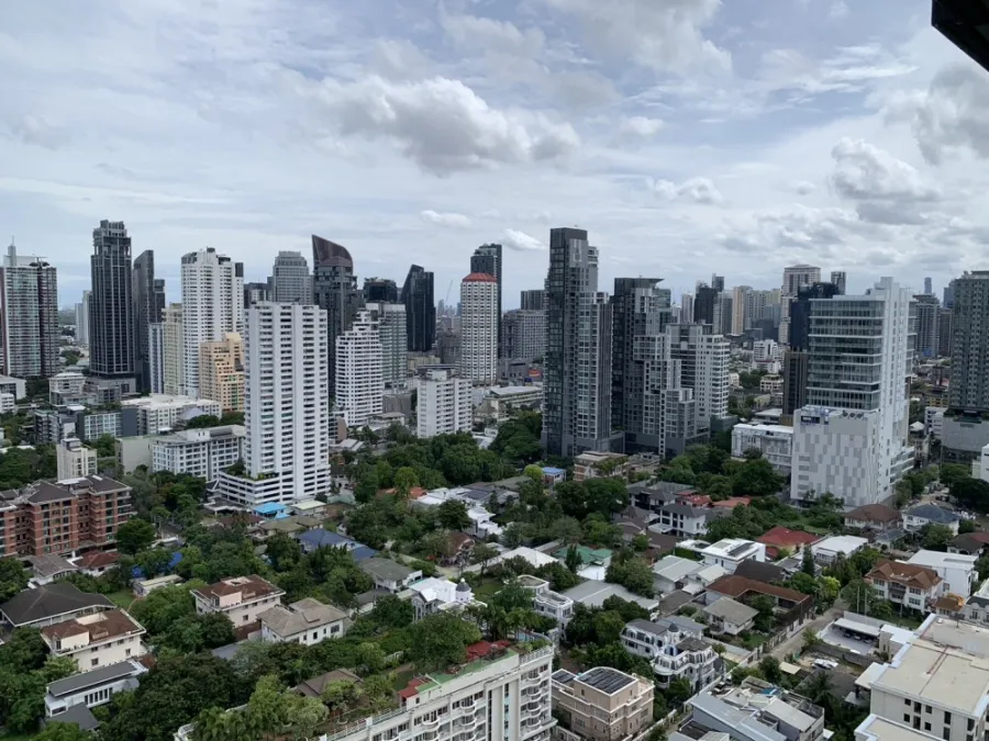 For sale or rent: Rhythm Ekkamai Estate, new room, very beautiful view, fully furnished, ready to move in immediately, hurry and reserve now!!