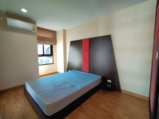 Condo for sale/rent, Baan Navatara project, Building F, very beautiful view, fully furnished, good value for money, front is urgent