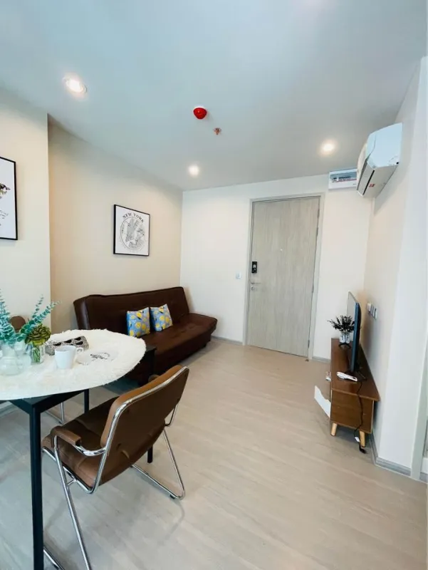 For rent Aspire Erawan Prime ห้องแต่งพร้อมอยู่ กั้นแยกเป็นสัดส่วน ชั้นสูง รีบมาจองด่วนๆเลยจ้า