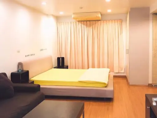 For rent THE PULSE CONDO Lat Phrao 44, beautiful room, good looking, fully furnished, you can move in. Hurry up to reserve.