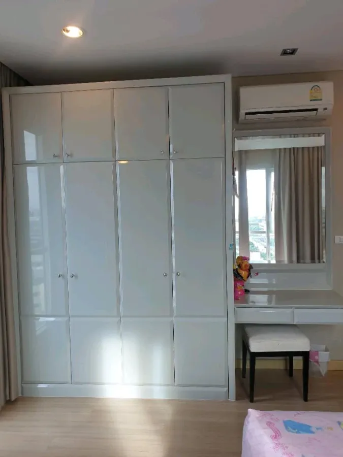 For rent: The Address Phayathai, 11th floor. A lovely unit with complete furnishings. Book now!