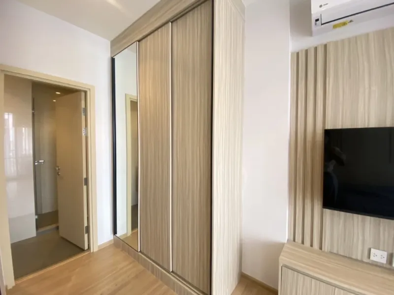 For rent Condo MARU Ekkamai 2 ชั้น 24 ทิศเหนือ แต่งพร้อมอยู่ มาแต่ตัวเข้าอยู่ได้เลย อย่ารอช้า