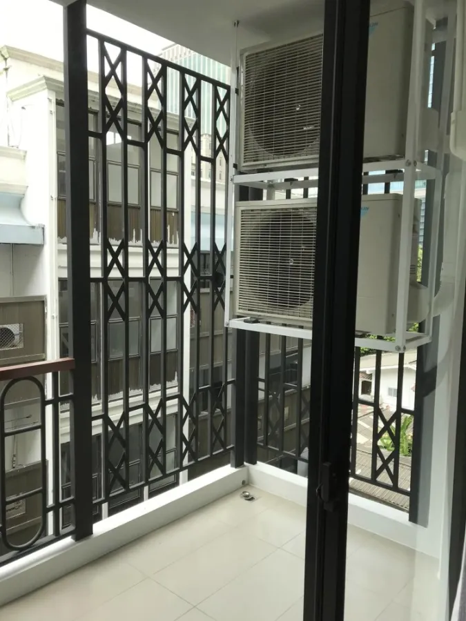 Condo for rent or sale, Na Vara Residence, 6th floor, spacious room, airy, comfortable, decorated nicely, if you don't book, you'll miss out.