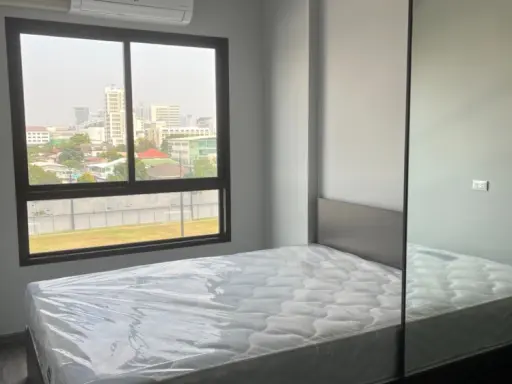 For rent!! Condo Monte Rama 9, new room, ready to move in. Built-in furniture, don't miss it!!