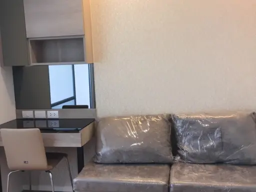 Condo for rent Lumpini Ville Nakhon In-Riverview. The room is ready to move in. The price is friendly. Reserve now. Don't miss it.