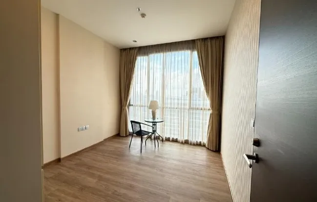 Selling Quattro By Sansiri, 20th floor. Spacious, ready-to-move-in unit. Interested in owning one? Book now!
