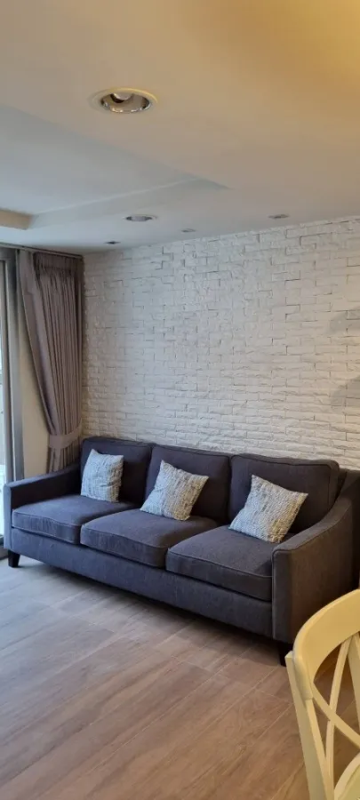 For rent!! Condo The Master Sathorn Executive Beautiful room, newly decorated in the whole room. Ready to move in immediately!!