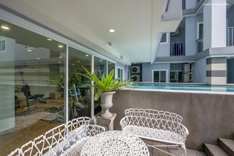 Kensington Bearing condo for sale, fully furnished room Buy it yourself or rent it out, it's worth it. You can't reserve it anymore.