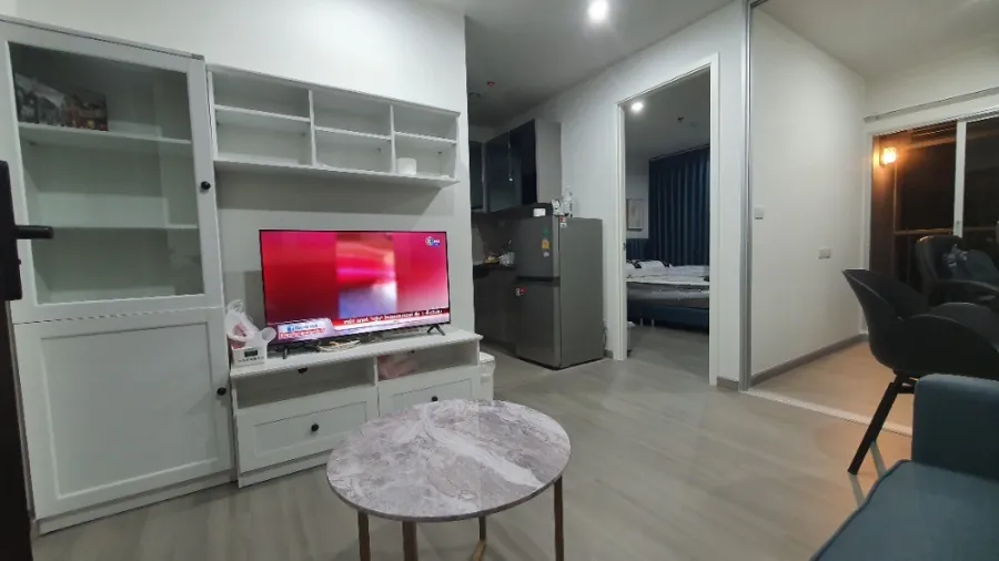 The President Charan - Yaek Fai Chai Station, 9th floor, spacious room, comfortable, fully furnished, ready to move in. Book now.
