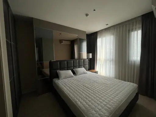 For rent: Quinn Ratchada 17, 9th floor, 2 bedrooms, fully furnished, just carry your bags and move in immediately. Book now, don't wait.