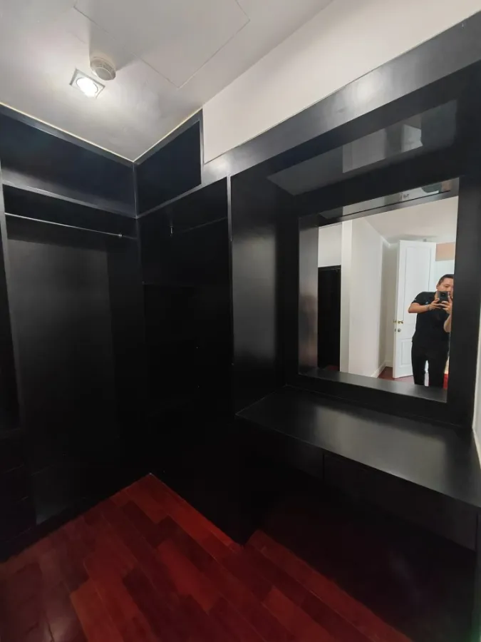 For sale rent: Athenee Residence, large room, fully built-in furniture, unblocked view. Don't just look and book now.
